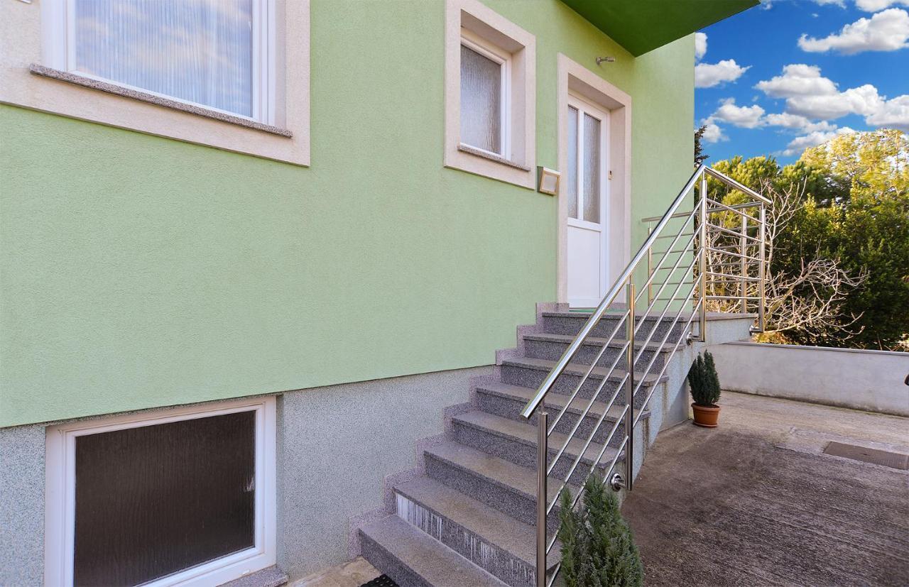 Apartments Ariana 1989 Fažana Exterior foto